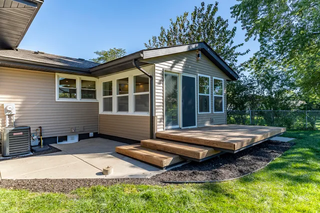 $499,900 | 544 Cedar Court, Munster, IN 46321