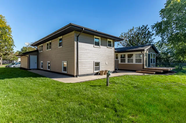 $499,900 | 544 Cedar Court, Munster, IN 46321