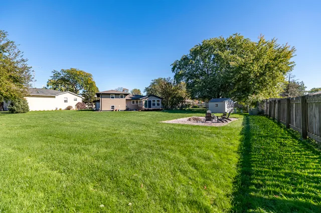 $499,900 | 544 Cedar Court, Munster, IN 46321