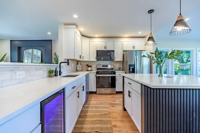 $499,900 | 544 Cedar Court, Munster, IN 46321