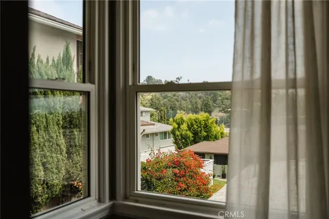 $1,325,000 | 135 Anita Drive, Pasadena, CA 91105