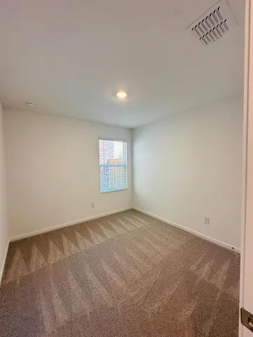 $1,850 | 6222 Tilden Avenue, Pilot Point, TX 76258