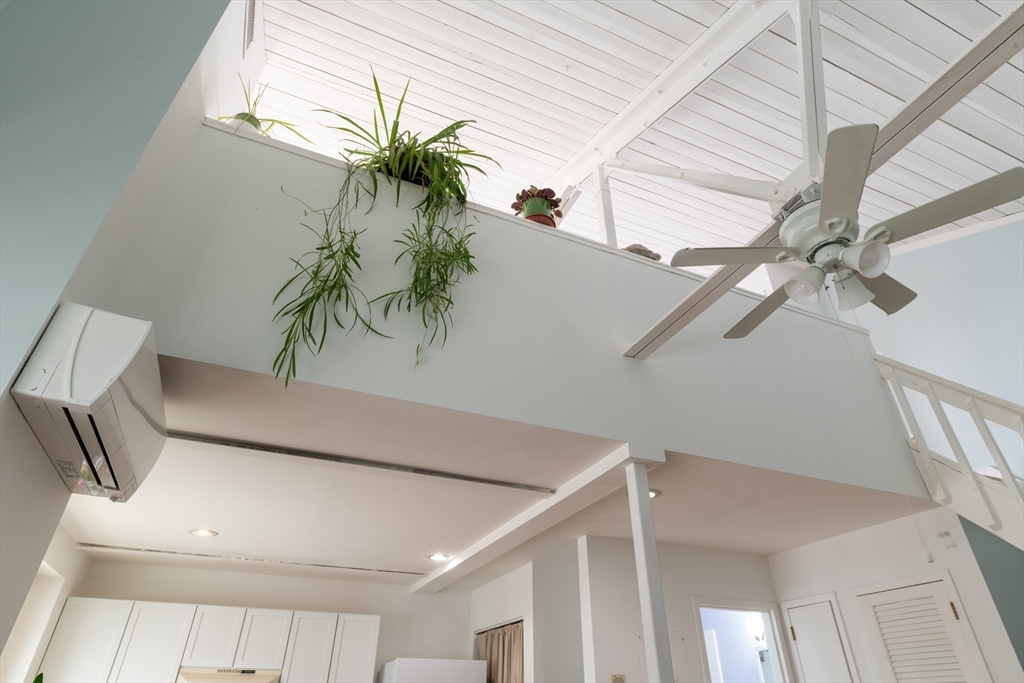 267 Locust Street, Unit 2M Northampton, MA 01062 - Photo 4 of 15 Gallery Image 4