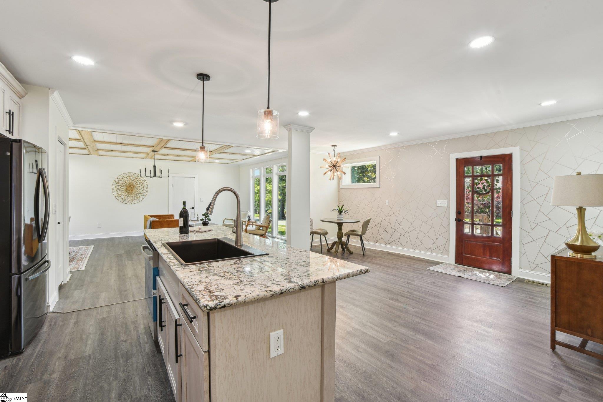 25 Holmes Drive Greenville, SC 29609 - Photo 13 of 30