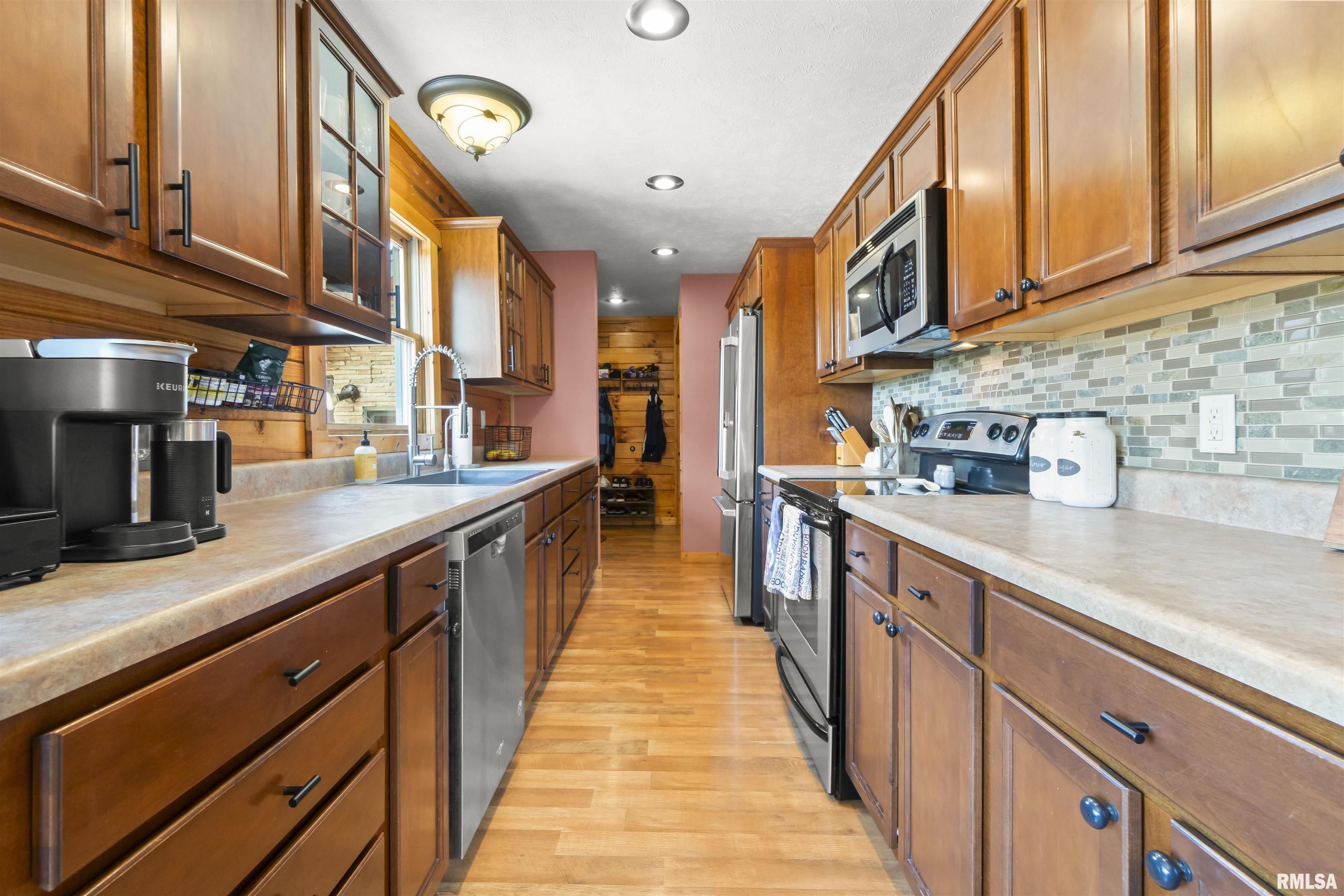 1731 Lourdes Road Metamora, IL 61548 - Photo 27 of 92
