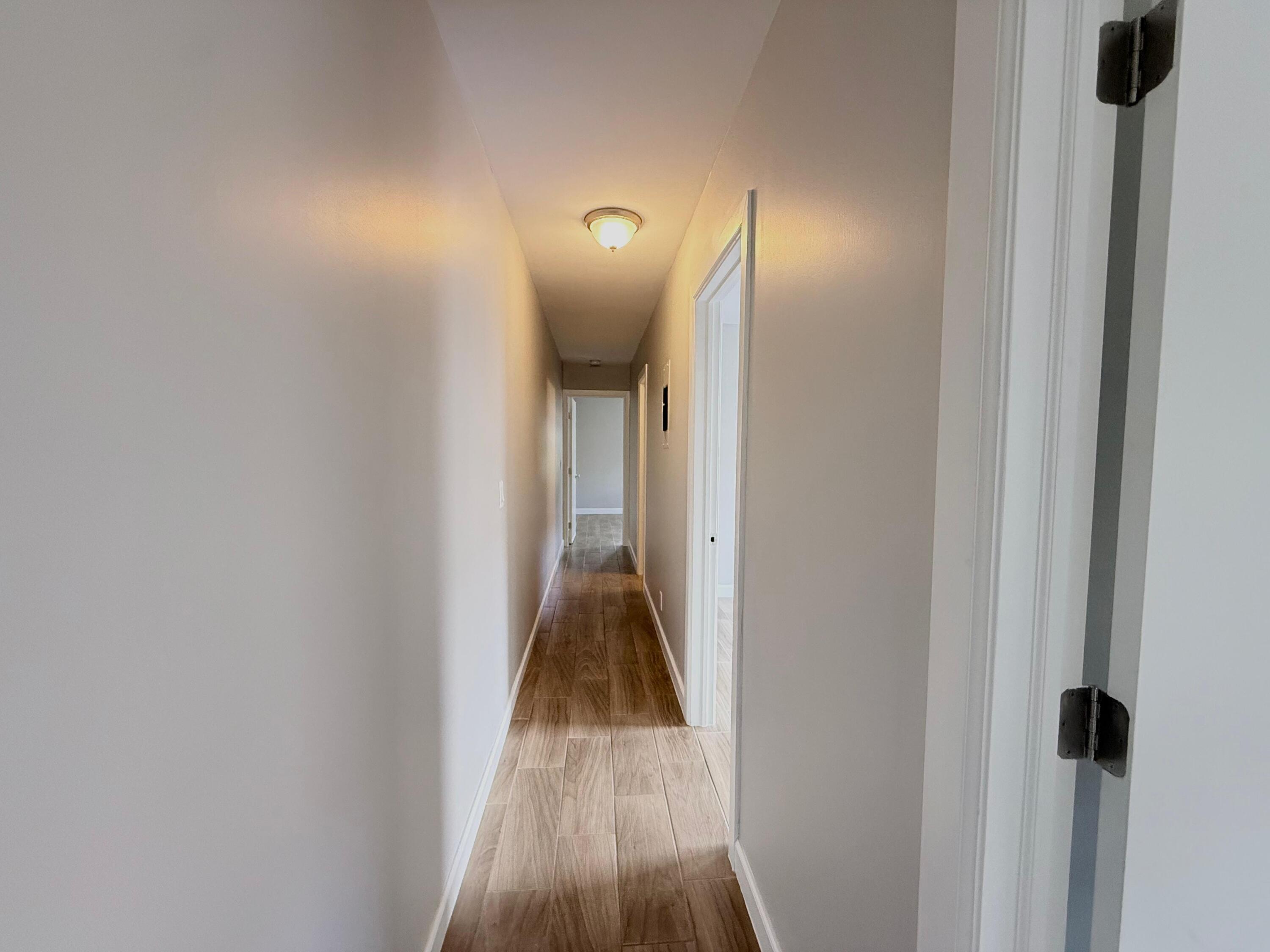 1001 West 9th Street, Unit B Riviera Beach, FL 33404 - Photo 12 of 20 WhatsApp Image 2025-12-22 at 16.44.04 (2