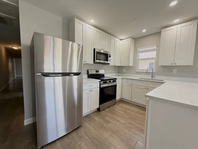 $1,995 | 1001 West 9th Street, Unit B, Riviera Beach, FL 33404