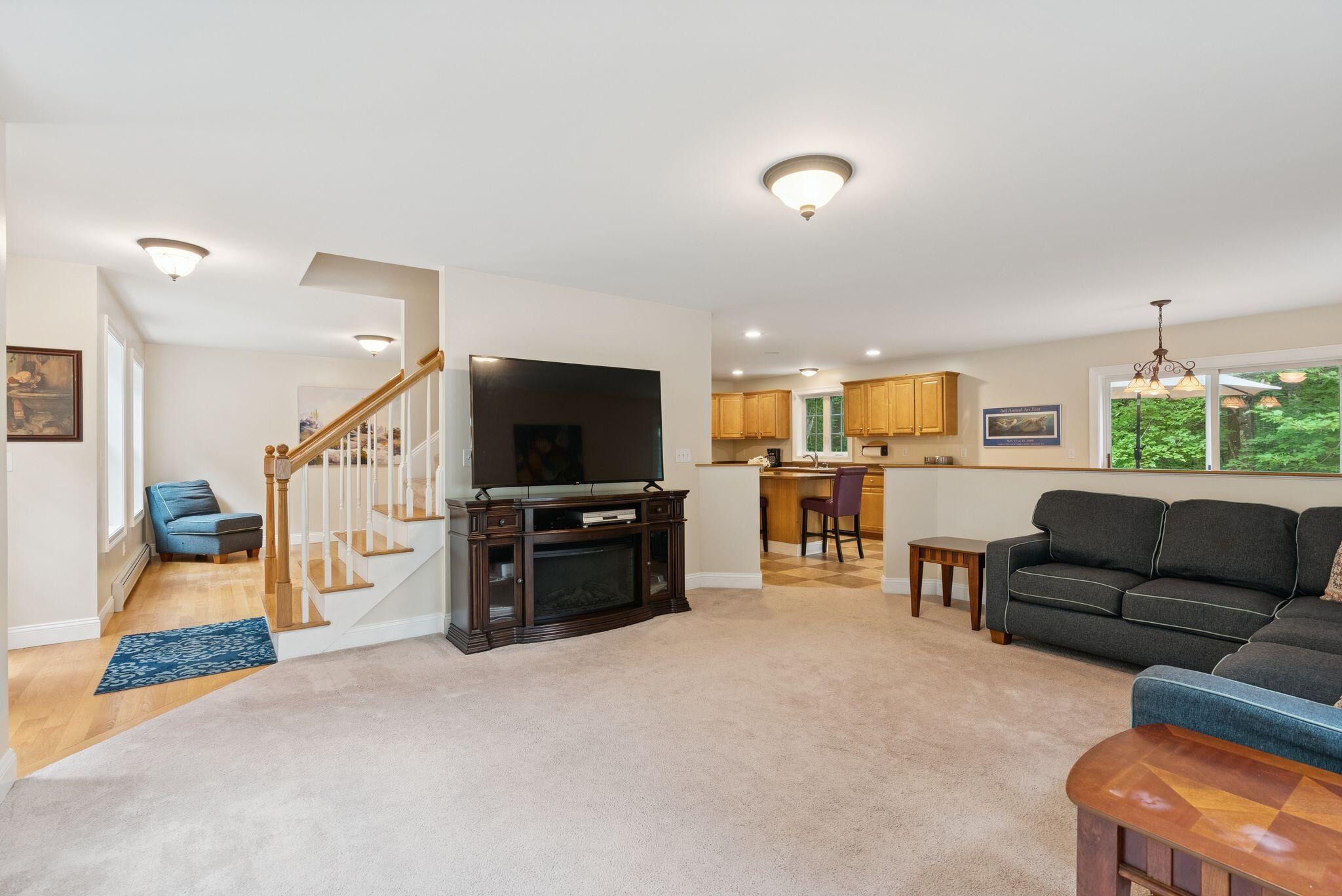 20 Cameron Lane Windham, ME 04062 - Photo 16 of 59 Cameron Livingroom 2