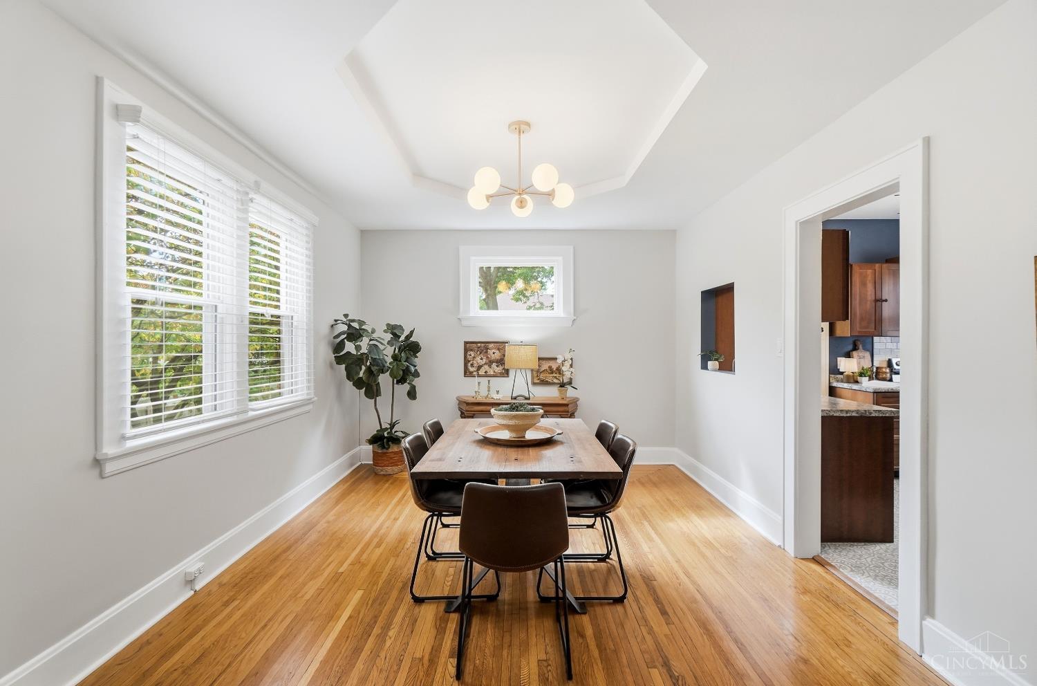 4939 Ralph Avenue Cincinnati, OH 45238 - Photo 6 of 31 Gallery Image 6