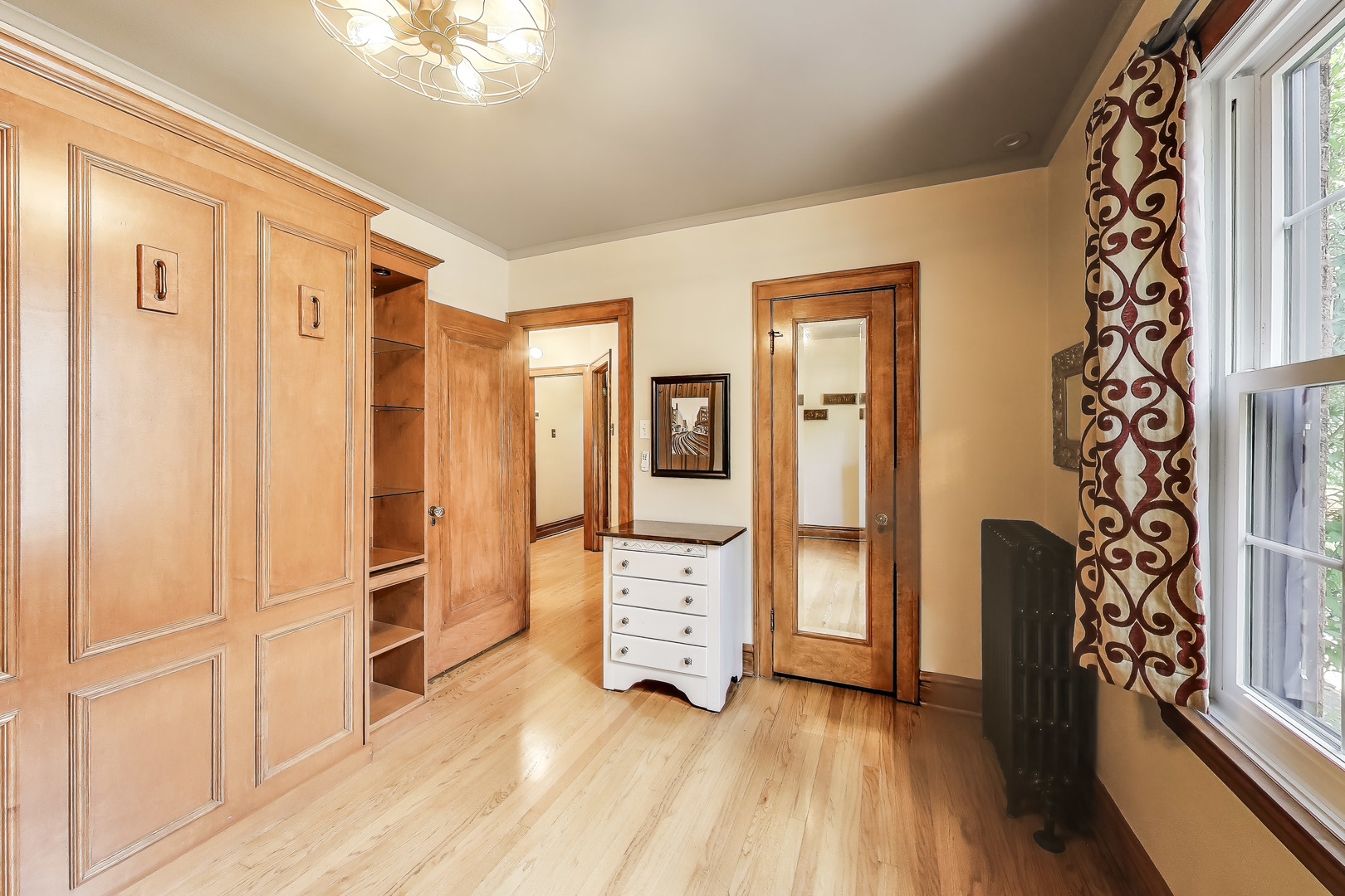 210 Berry Parkway Park Ridge, IL 60068 - Photo 15 of 30 a view of an entryway with wooden floor