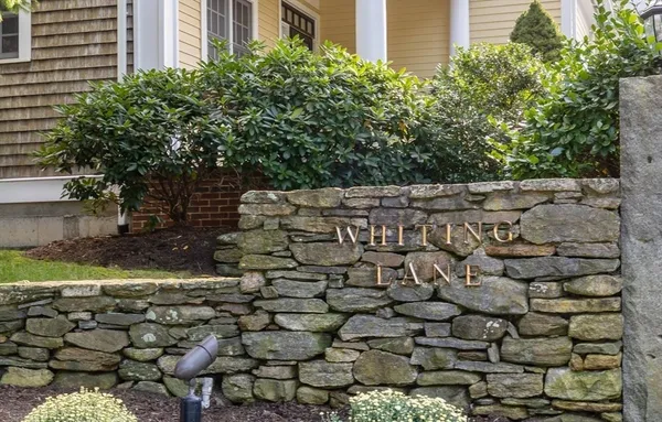 $939,000 | 25 Whiting Lane, Unit 25, Hingham, MA 02043