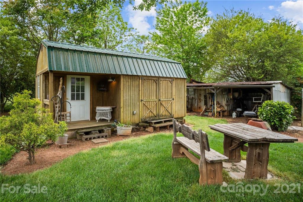 113 Trinity Road Statesville, NC 28625 - Photo 27 of 36 Gallery Image 27