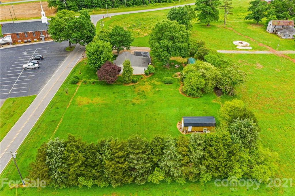 113 Trinity Road Statesville, NC 28625 - Photo 34 of 36 Gallery Image 34