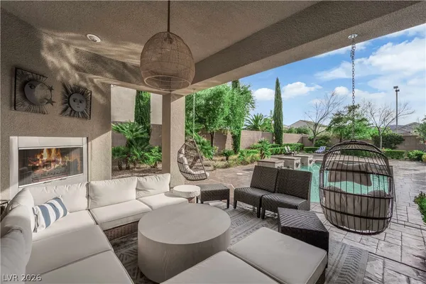 $1,400,000 | 2407 Antrim Irish Drive, Henderson, NV 89044