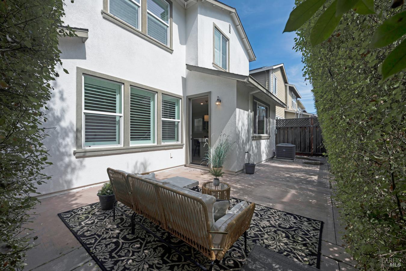 1653 Wildflower Way Rohnert Park, CA 94928 - Photo 37 of 43 Gallery Image 37