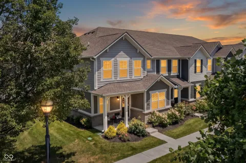 $319,900 | 7264 Governors Row, Avon, IN 46123