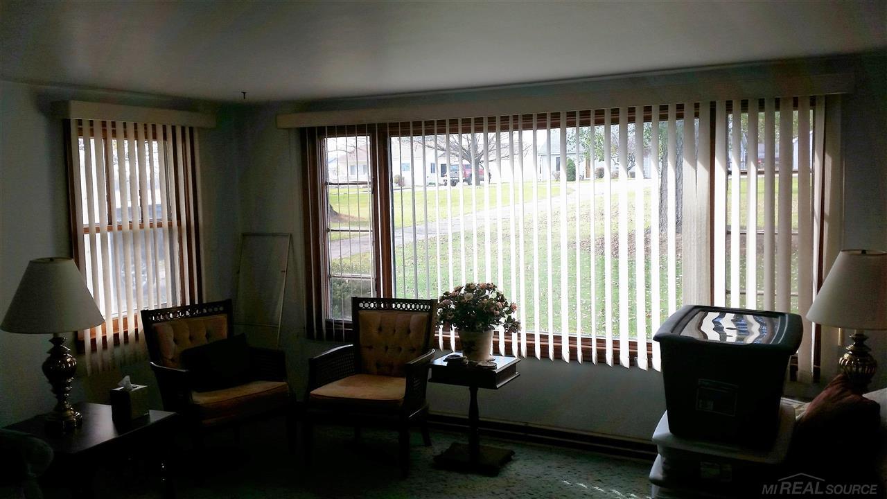 17101 Corunna Road Chesaning, MI 48616 - Photo 7 of 23 31269145-6.JPG