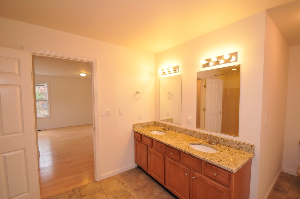 187 Potter Road Framingham, MA 01701 - Photo 15 of 30
