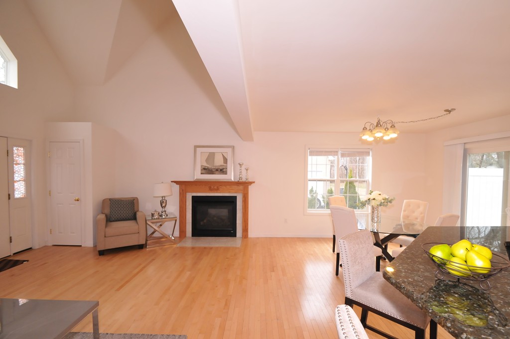 187 Potter Road Framingham, MA 01701 - Photo 5 of 30
