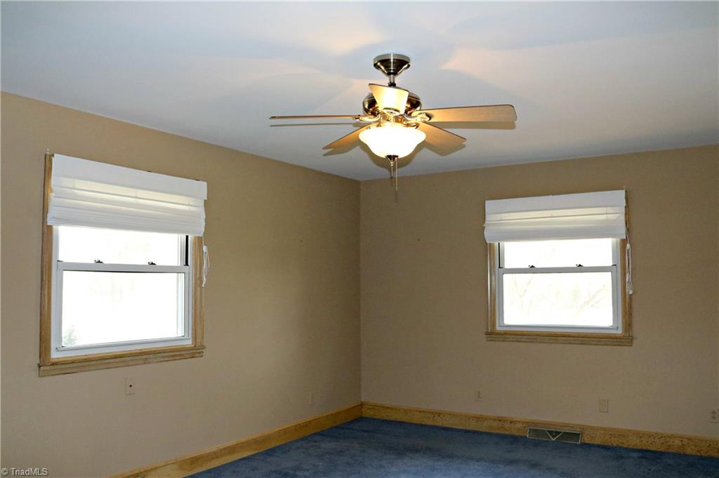 595 Central Road Clemmons, NC 27012 - Photo 22 of 30 Gallery Image 22