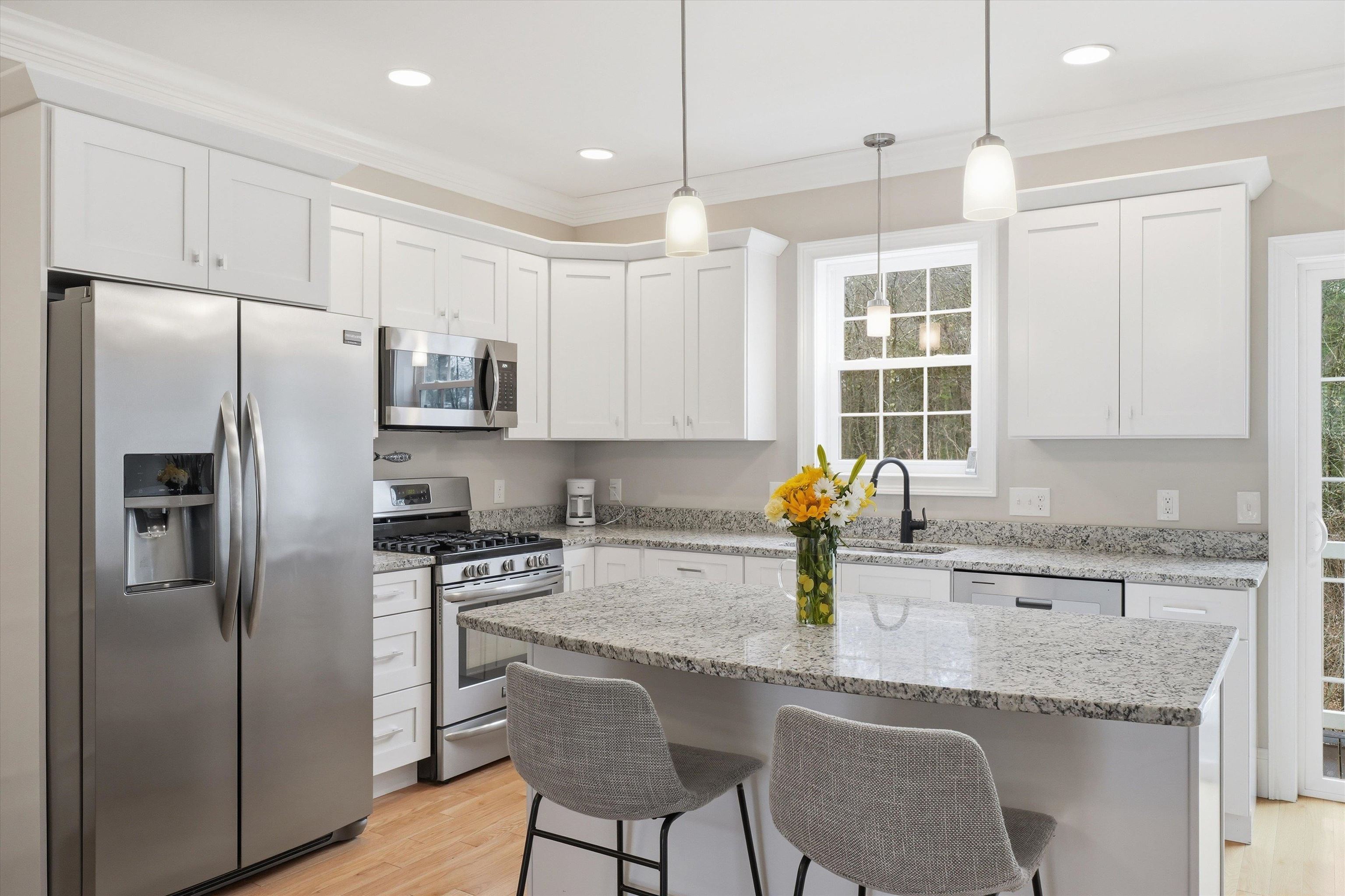 46 Acadia Lane, Unit 58 Exeter, NH 03833 - Photo 4 of 40