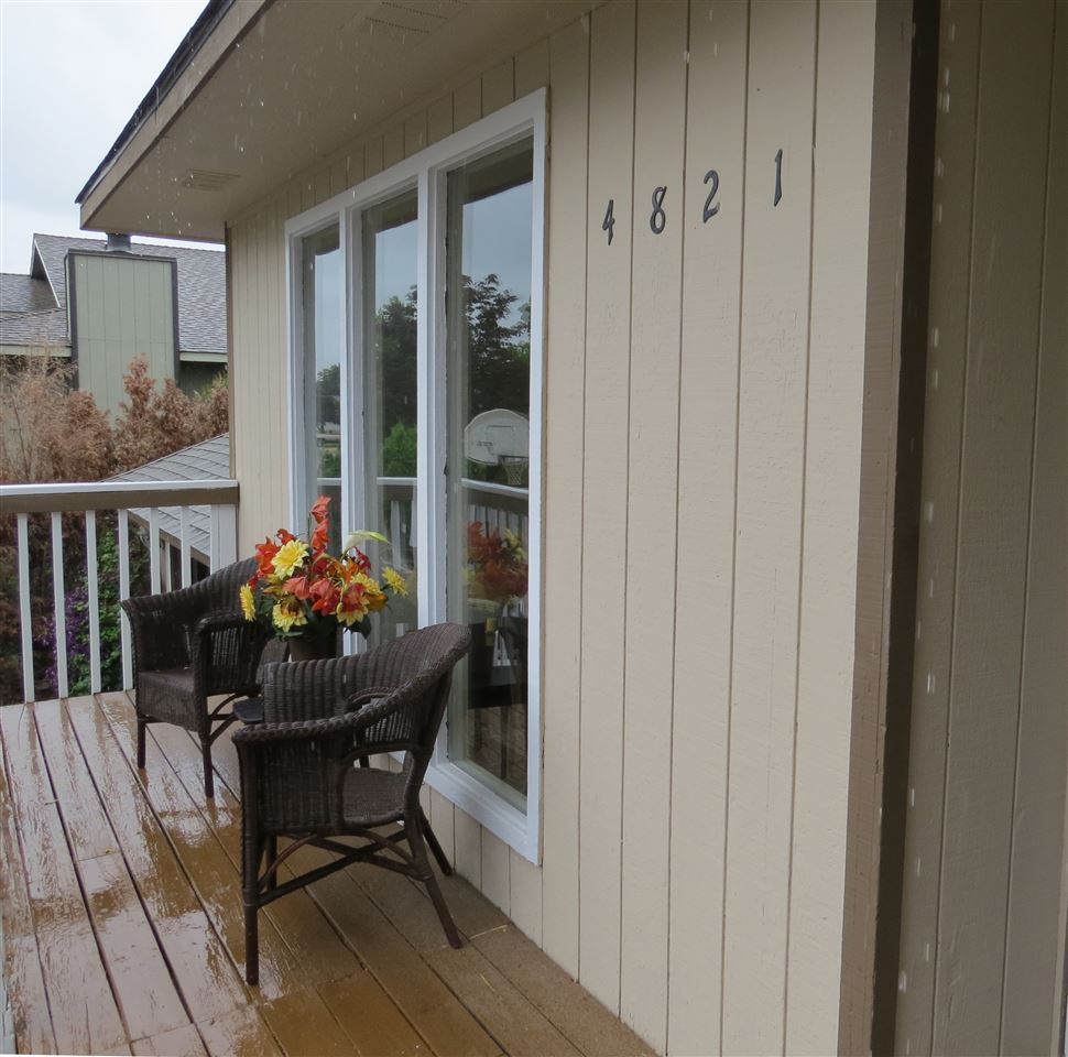 4821 North Calvin Road Spokane Valley, WA 99216 - Photo 2 of 13 Gallery Image 2