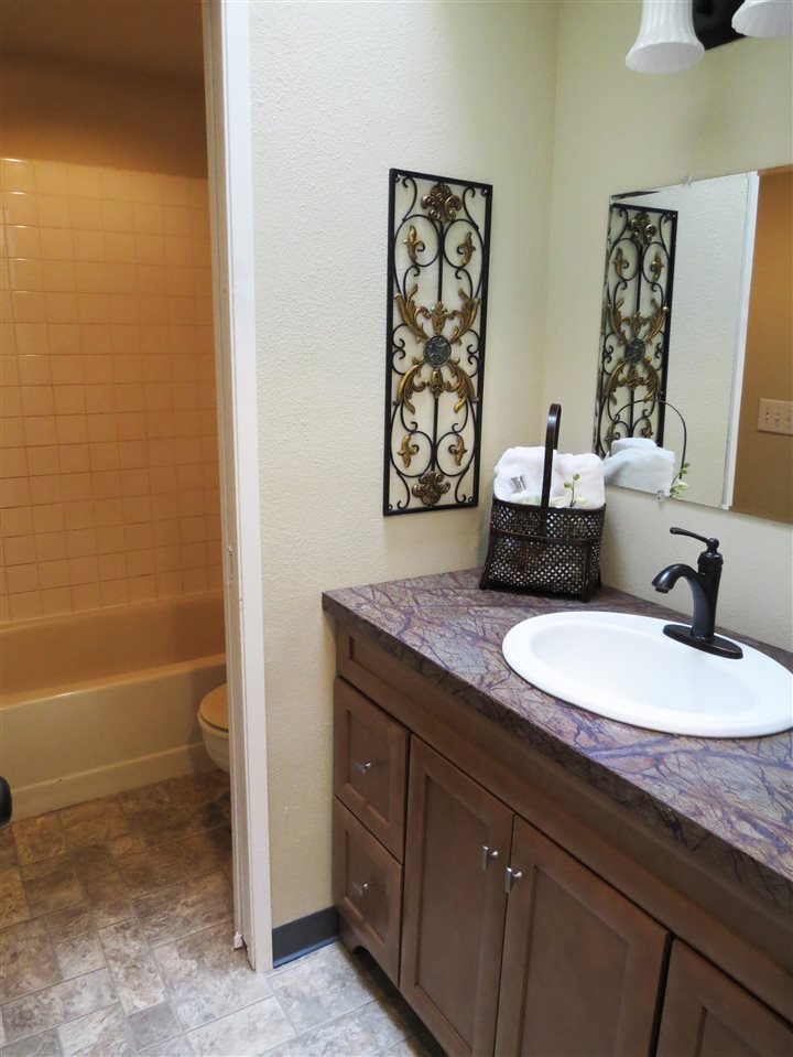4821 North Calvin Road Spokane Valley, WA 99216 - Photo 8 of 13 Gallery Image 8