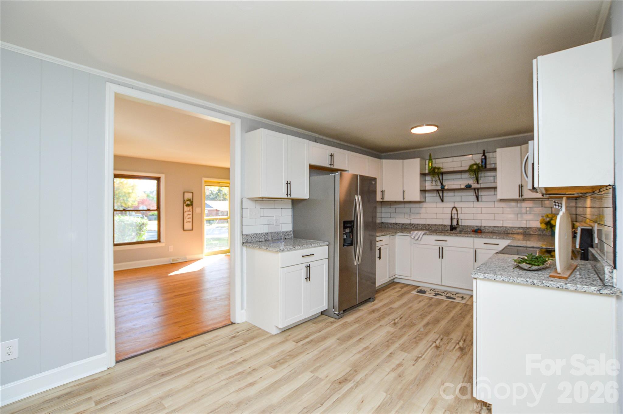 9313 Trinity Road Charlotte, NC 28216 - Photo 10 of 37 Gallery Image 10