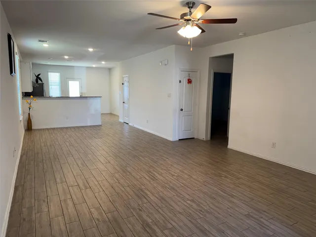 $1,950 | 31303 Whitfield Court, Fulshear, TX 77441