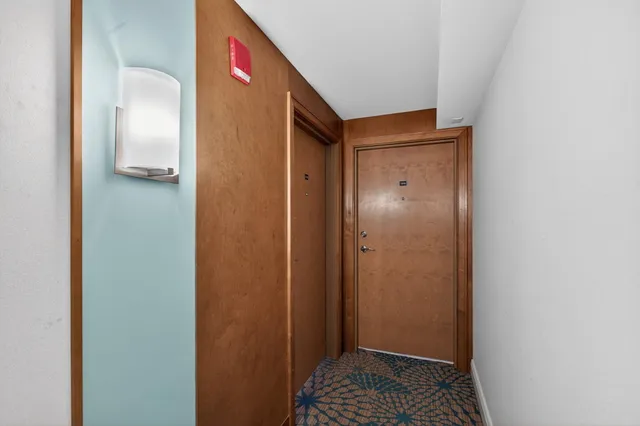 $739,000 | 3000 North Ocean Drive, Unit 14G, Singer Island, FL 33404