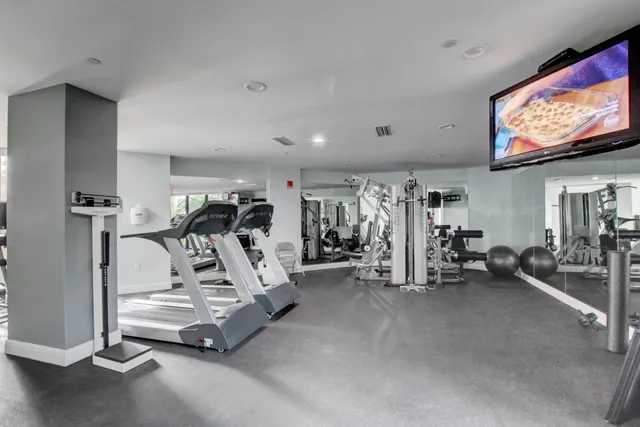 $739,000 | 3000 North Ocean Drive, Unit 14G, Singer Island, FL 33404