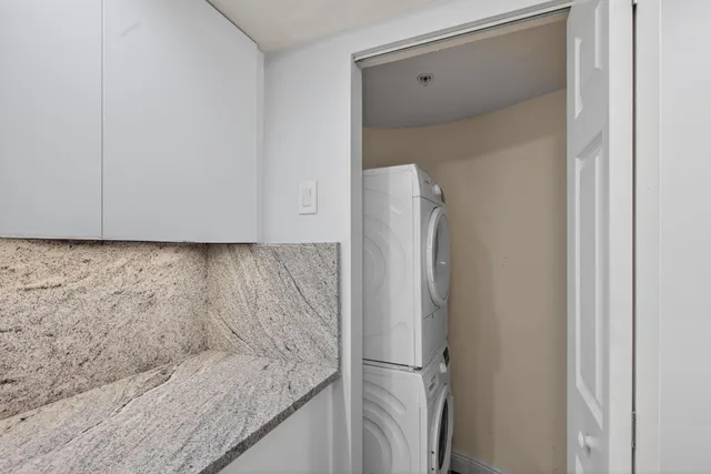 $739,000 | 3000 North Ocean Drive, Unit 14G, Singer Island, FL 33404