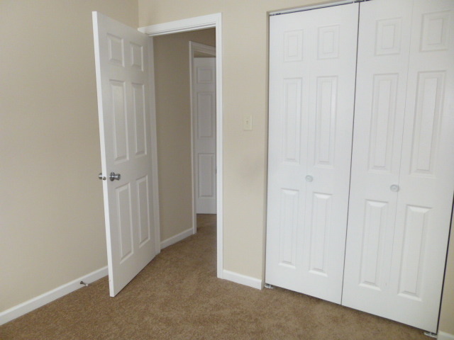 577 Redwood Road Bolingbrook, IL 60440 - Photo 11 of 20 a view of a hallway with closet area