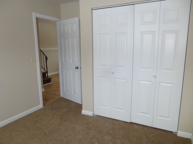 577 Redwood Road Bolingbrook, IL 60440 - Photo 12 of 20 a view of an empty room