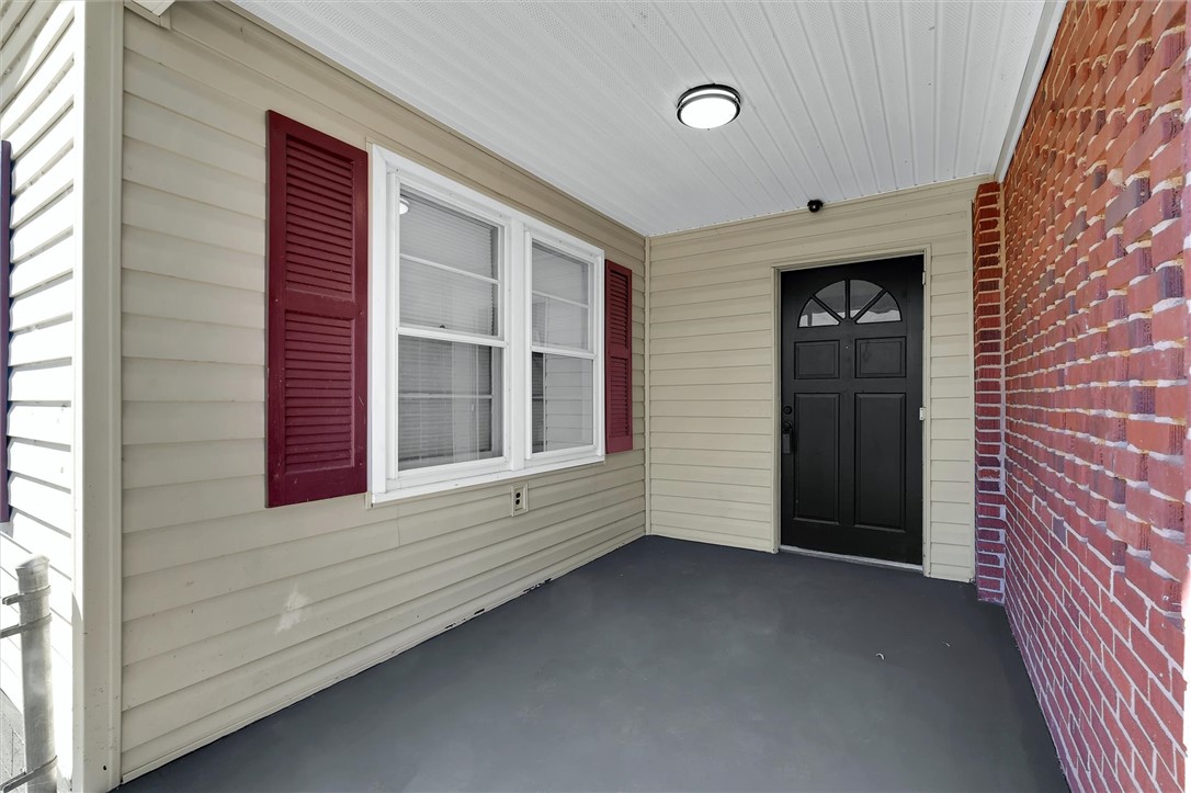 141 Bryant Road Pelzer, SC 29669 - Photo 4 of 30 Gallery Image 4
