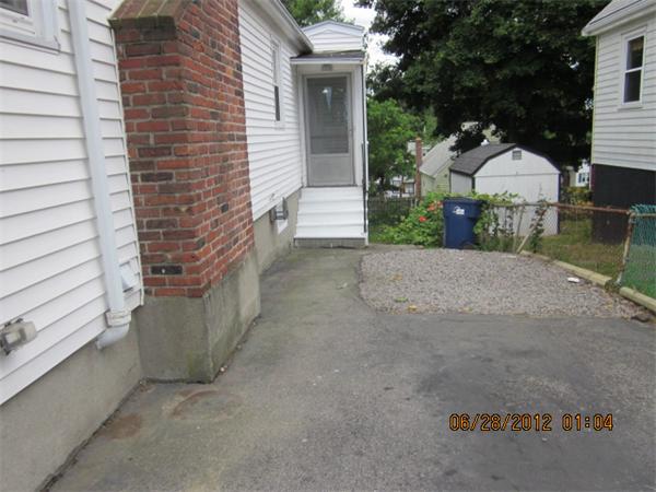 209 Glenellen Road Boston, MA 02132 - Photo 3 of 25 Gallery Image 3