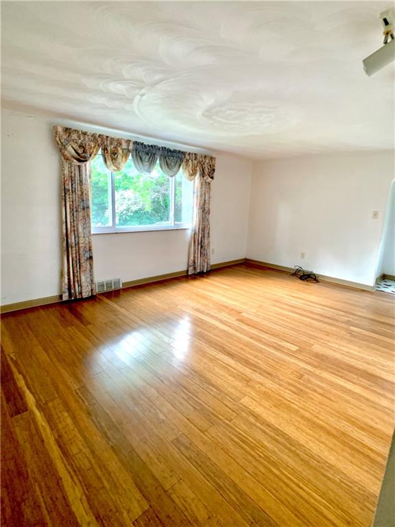 312 Bon Air Road Pittsburgh, PA 15235 - Photo 11 of 25 Gallery Image 11