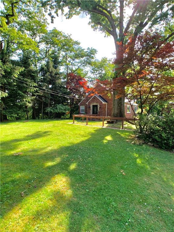 312 Bon Air Road Pittsburgh, PA 15235 - Photo 5 of 25 Gallery Image 5