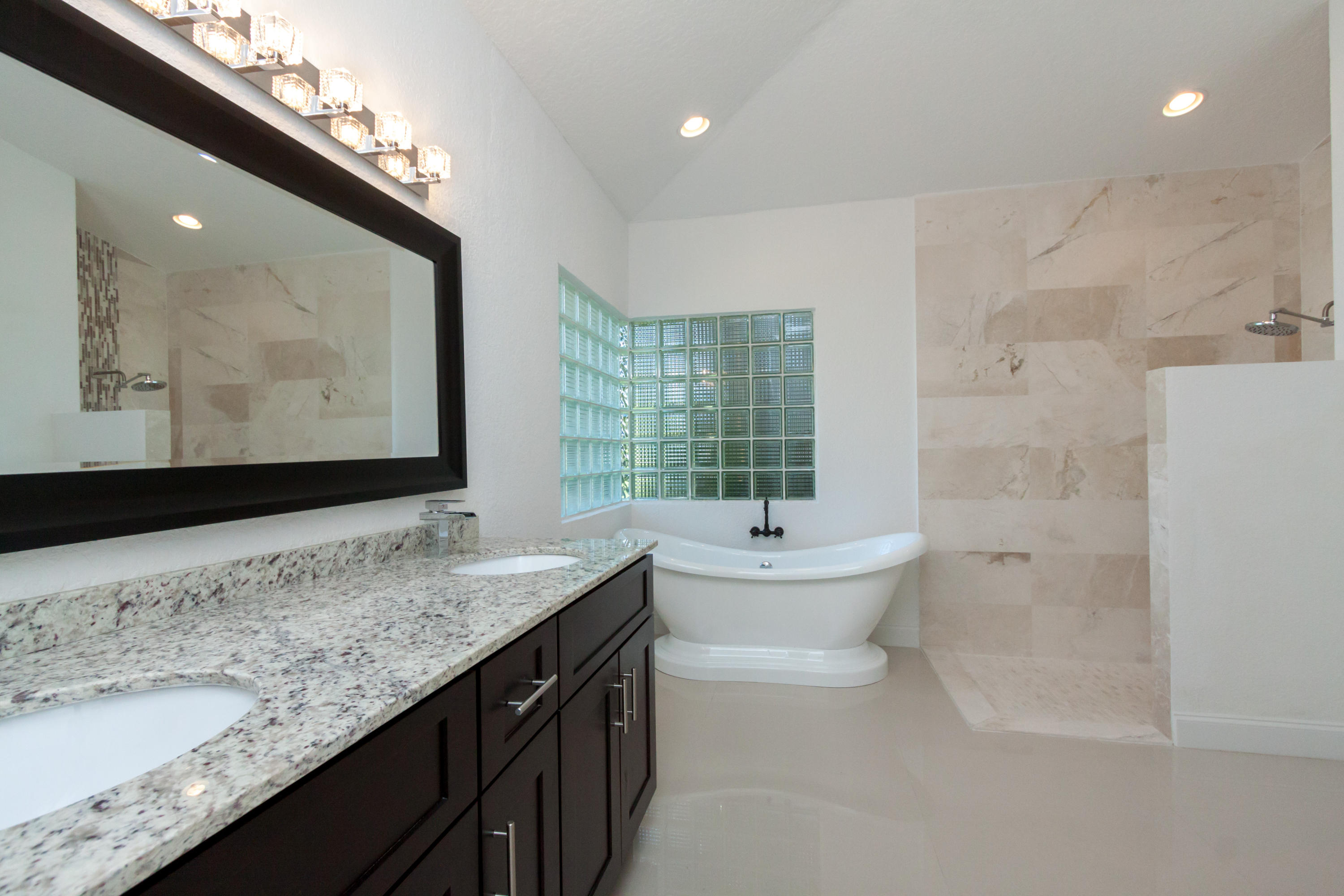 8299 Sawpine Road Delray Beach, FL 33446 - Photo 11 of 15 _MG_5711
