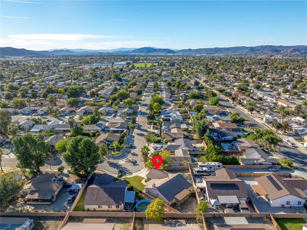 1230 Shellie Lane Hemet, CA 92543 - Photo 41 of 44 a view of a city