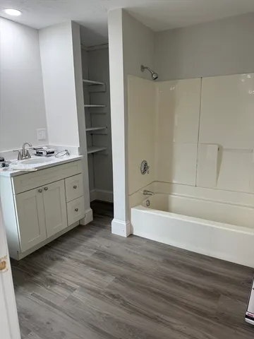 $2,000 | 68 Wales Street, Unit 2, Abington, MA 02351