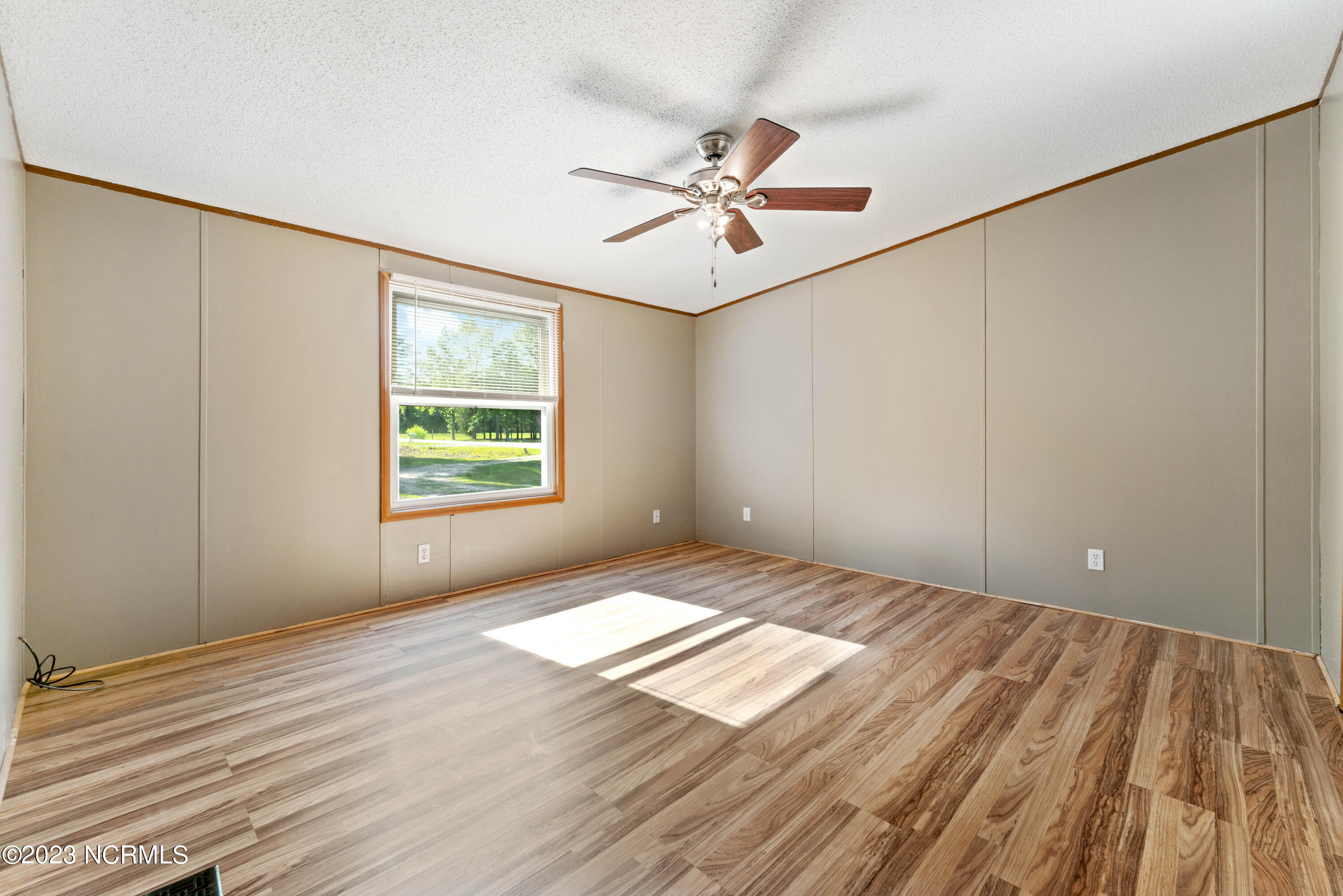 111 Silance Road Jacksonville, NC 28540 - Photo 5 of 44 111 Silance - (42)