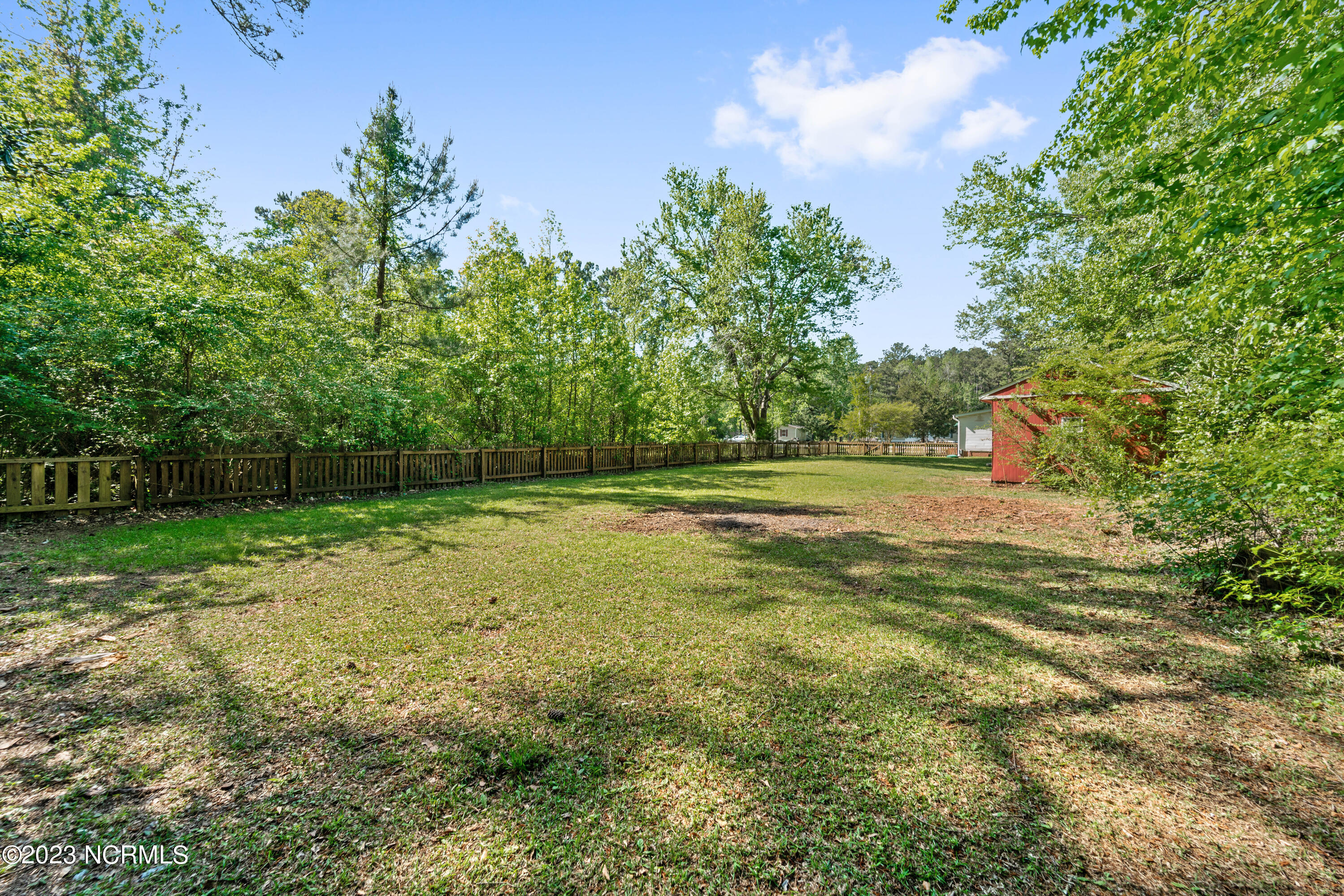 111 Silance Road Jacksonville, NC 28540 - Photo 6 of 44 111 Silance - (18)