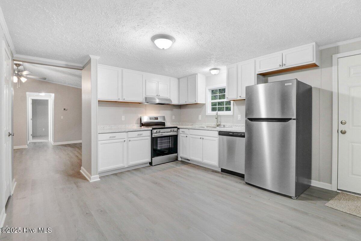 245 Ruskin Road Dudley, NC 28333 - Photo 11 of 26 245 Ruskin Rd-15