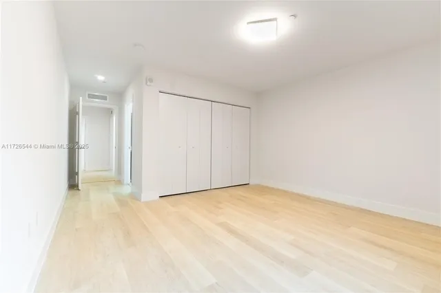 $519,000 | 2555 Northeast 193rd Street, Unit 2102, Miami, FL 33180