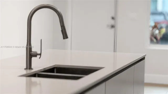 $519,000 | 2555 Northeast 193rd Street, Unit 2102, Miami, FL 33180