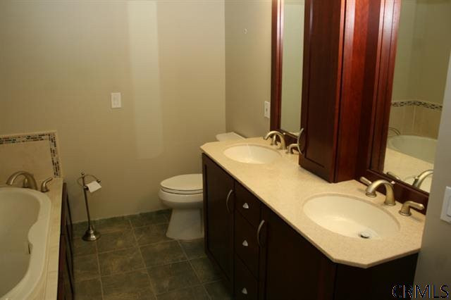 23 Hills Road Colonie, NY 12211 - Photo 13 of 17 Photo 13