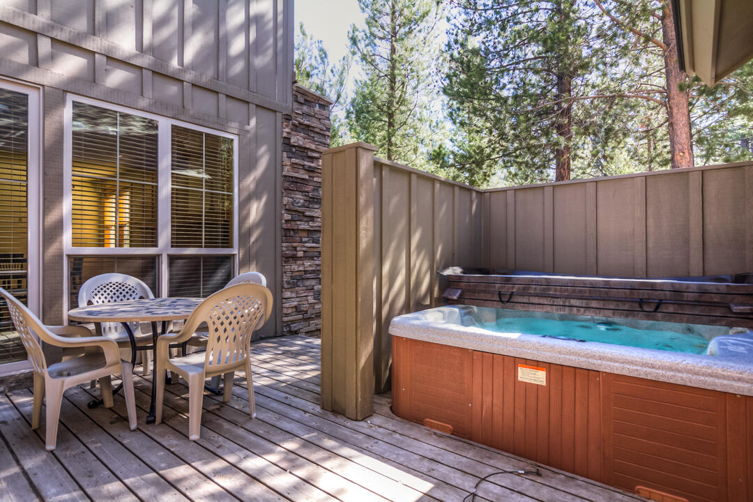 57142 Evergreen Loop, Unit 30 Sunriver, OR 97707 - Photo 22 of 37 Evergreen Loop 57142 Unit 30 (22 of 37)