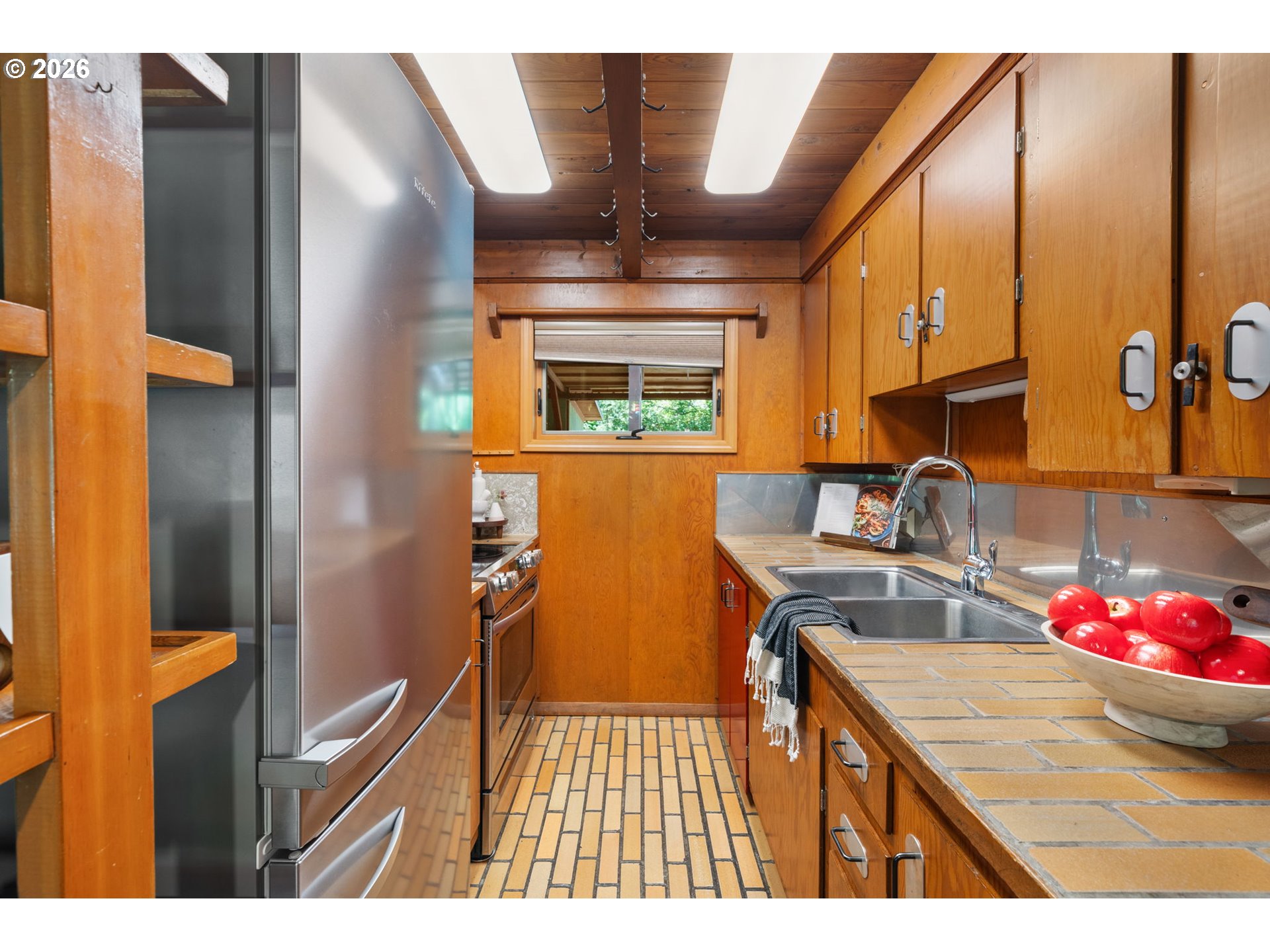 10882 Washougal River Road Washougal, WA 98671 - Photo 11 of 35