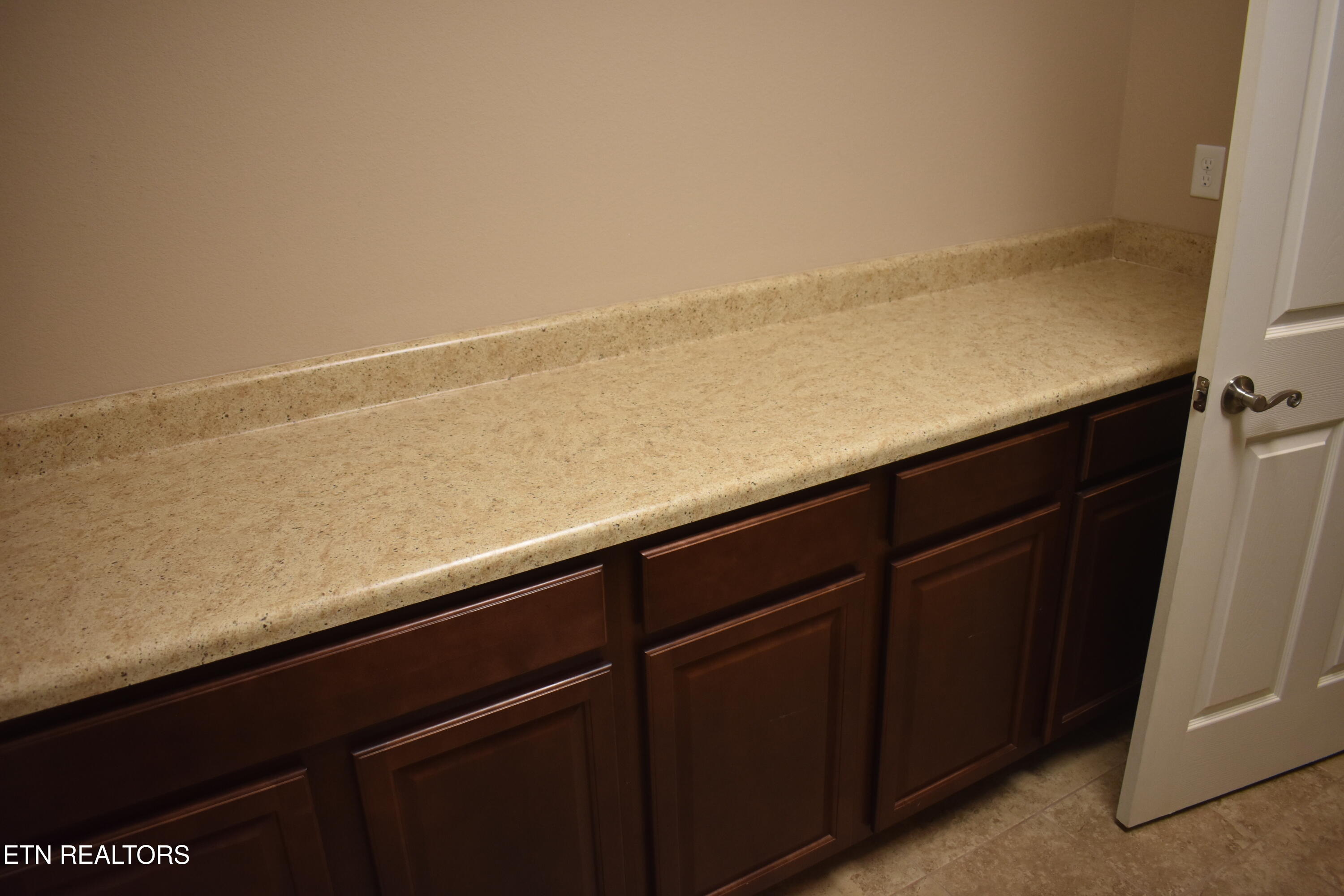 1831 Sierra Lane Sevierville, TN 37862 - Photo 24 of 38 DSC_0041